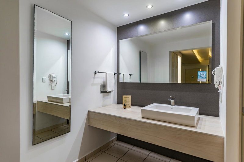 Quinta Dorada Hotel & Suites, Saltillo, Mexico