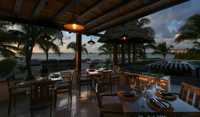 Casa del Jaguar Beach Hotel, Cancun, Mexico