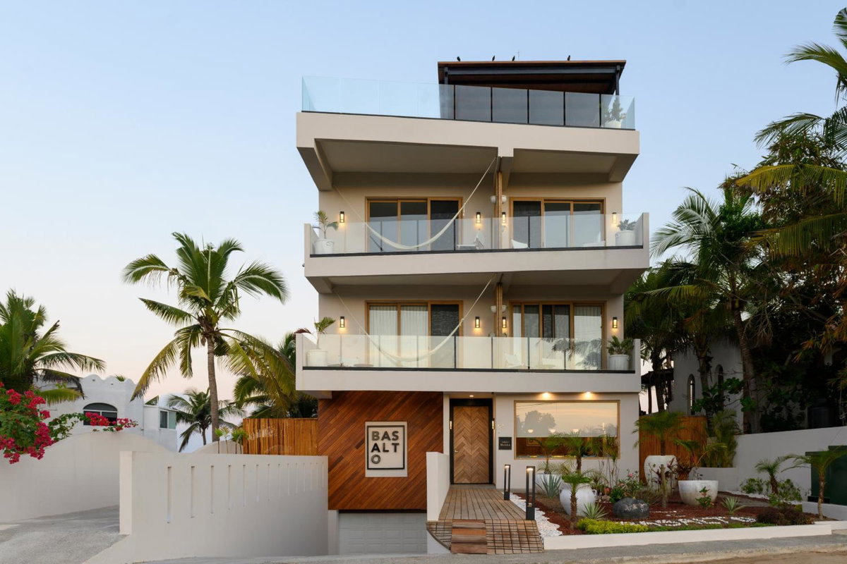 Hotel · Hotel Basalto, Mezcales