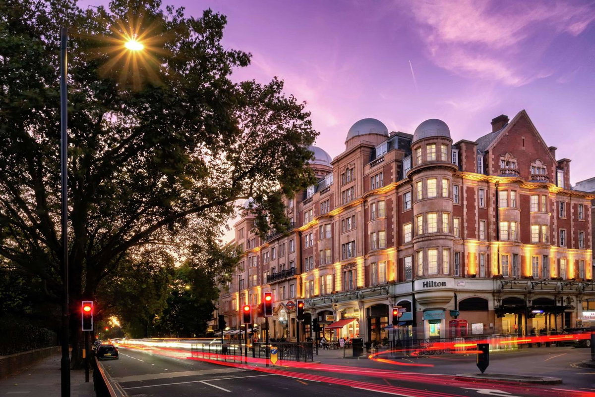 Hotel · Hilton London Hyde Park, Bayswater
