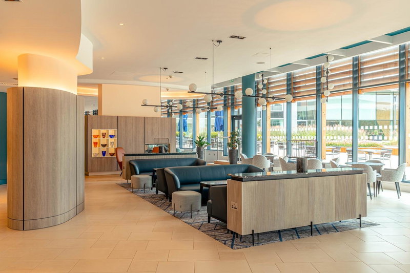 Crowne Plaza Reading, Lower Earley, Великобритания
