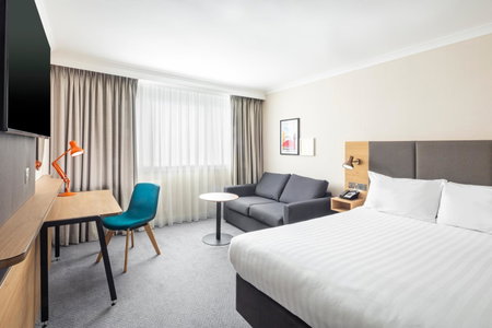 Holiday Inn London - Gatwick Airport by IHG, Horley, Великобритания