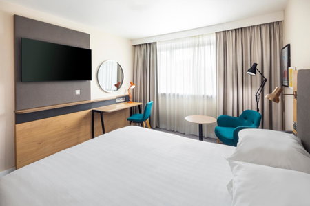 Holiday Inn London - Gatwick Airport by IHG, Horley, Великобритания