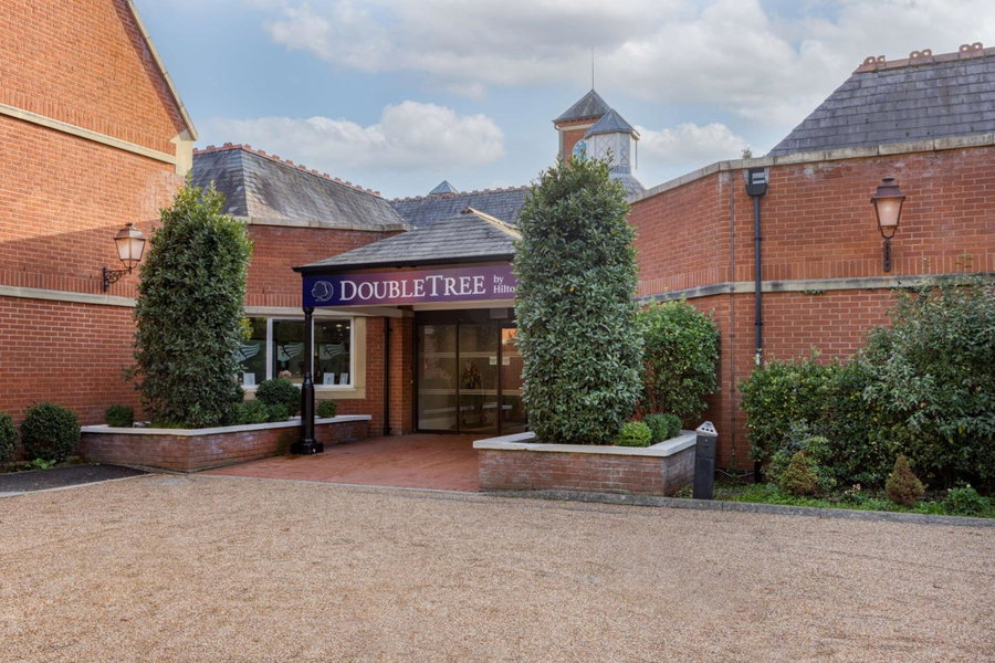 DoubleTree by Hilton St. Anne's Manor, Wokingham, United Kingdom