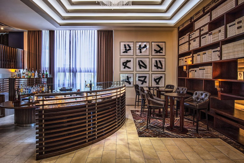 Sheraton Heathrow Hotel, Hayes, Великобритания