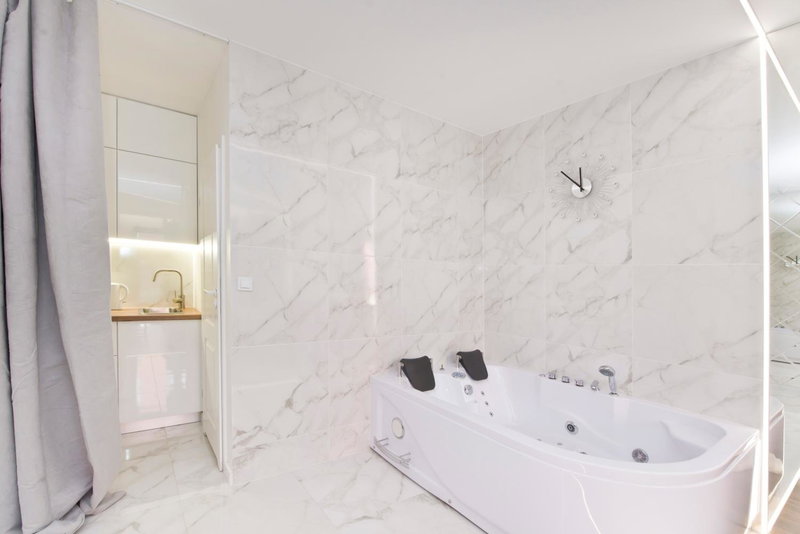 YOURAPART Chmielna Park Exclusive z Wanna wolnostojaca lub Jacuzzi, Gdansk, Польша