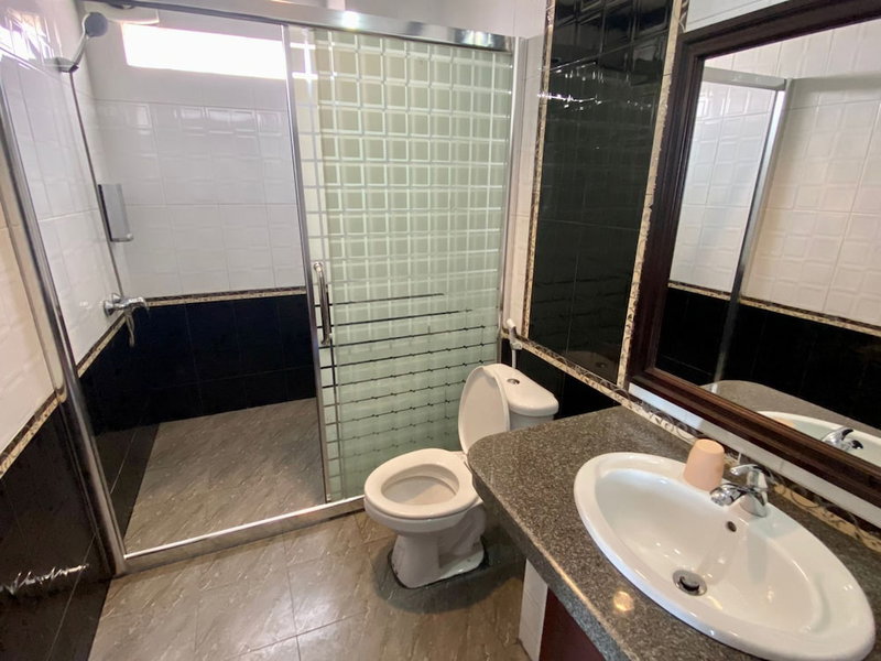 Anoulackkhenlao Hotel, Phonsavan, Laos