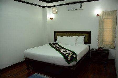 Anoulackkhenlao Hotel, Phonsavan, Laos