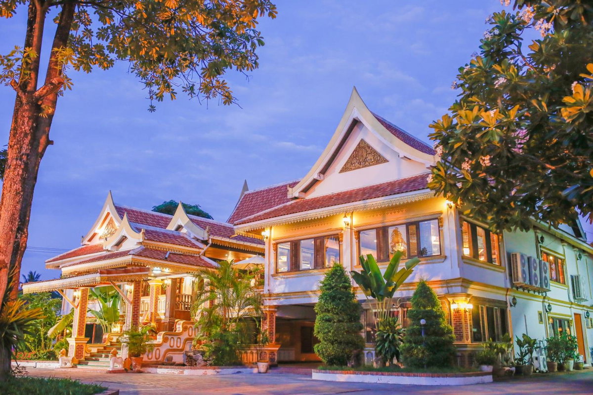 E-Outfitting Vang Thong Hotel, Laos