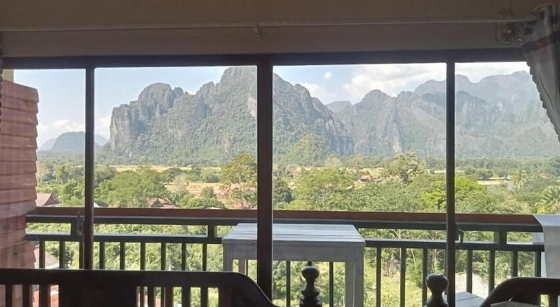 Bountang Mountain View Riverside Hotel, Vang Vieng, Laos