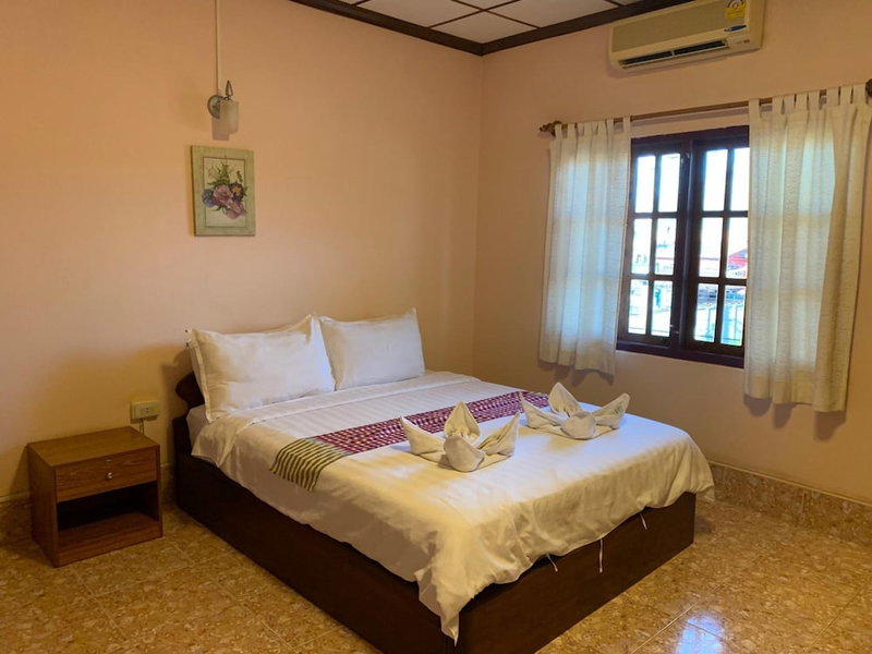 Phaythavone Hotel, Pakse, Laos