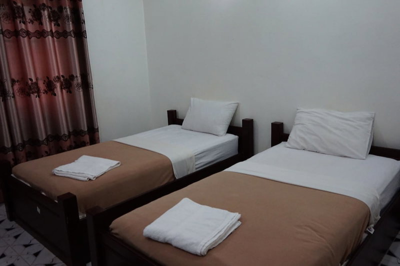 Khamsaner Hotel, Vientiane, Laos