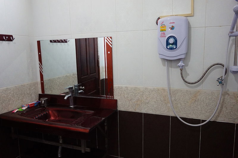 Khamsaner Hotel, Vientiane, Laos