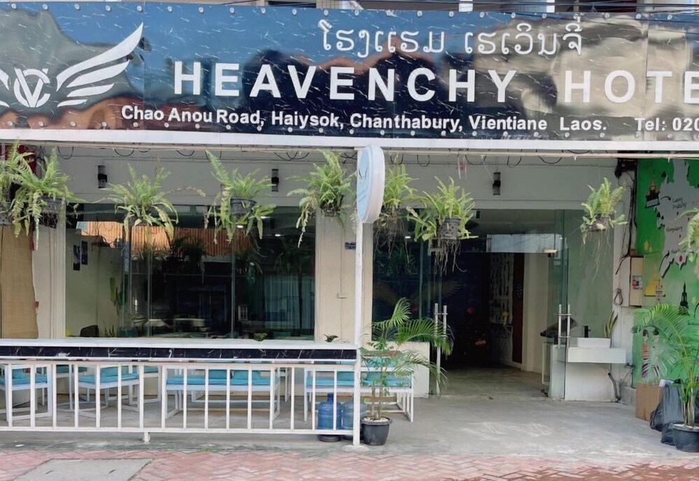 Heavenchy Hotel, Laos