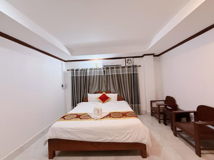Vangvieng Sisavang Hotel, Vang Vieng, Laos