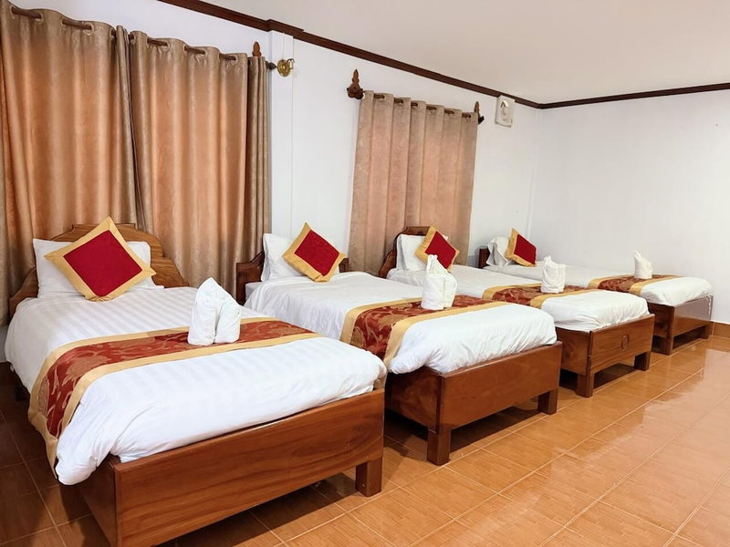 Vangvieng Sisavang Hotel, Vang Vieng, Laos