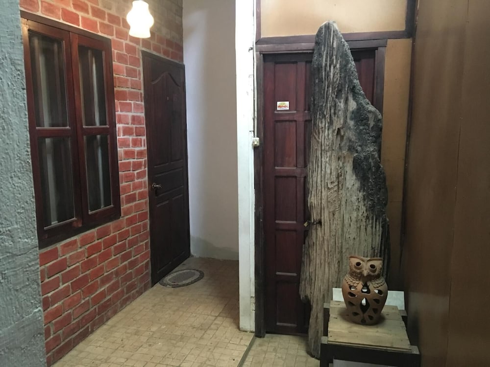 Hotel · Manotemple house, Luang Prabang