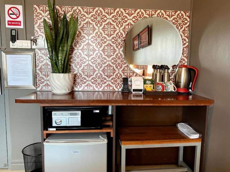 Patuxay Place, Vientiane, Laos