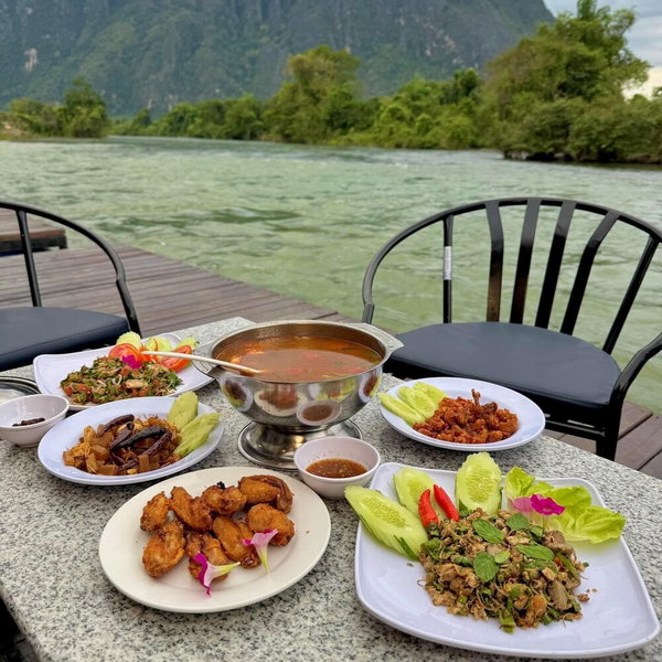 Heun Phea Meuang Feuang Riverside2, Muang Fuang, Laos