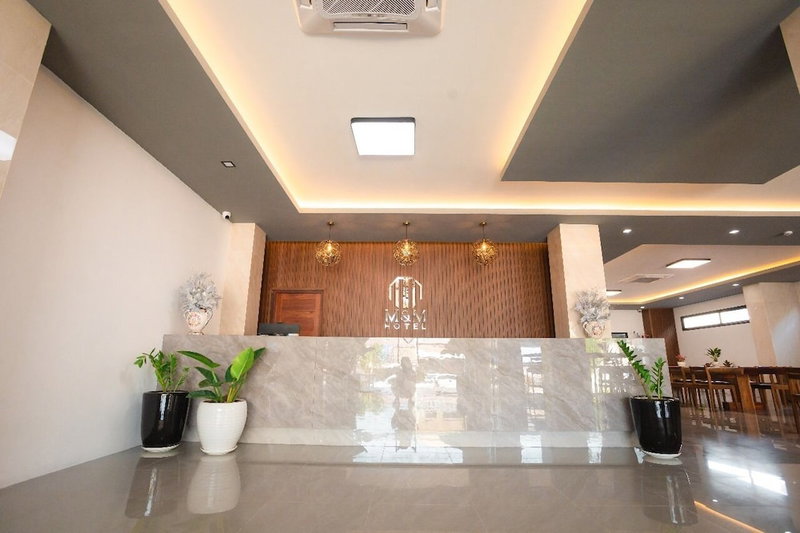 M&M hotel, Vang Vieng, Laos
