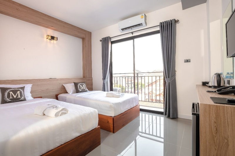 M&M hotel, Vang Vieng, Laos