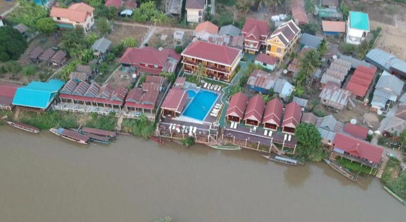 Golden Hotel Dondet, Muang Không, Laos