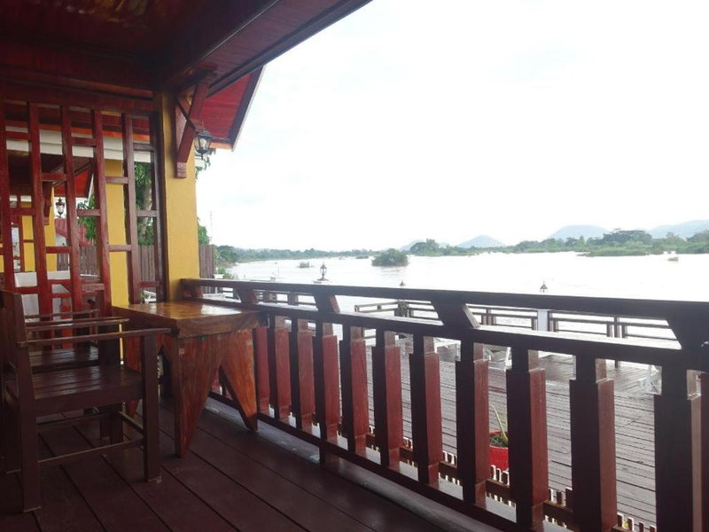 Golden Hotel Dondet, Muang Không, Laos