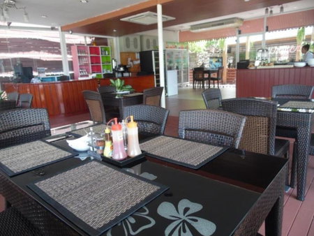Hungheuang Hotel, Savannakhet, Laos