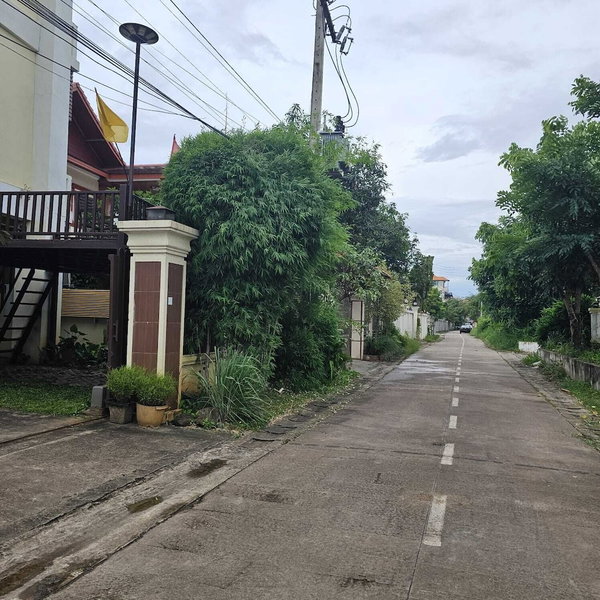 Ali Xayathit Apartment & Hotel, Vientiane, Laos