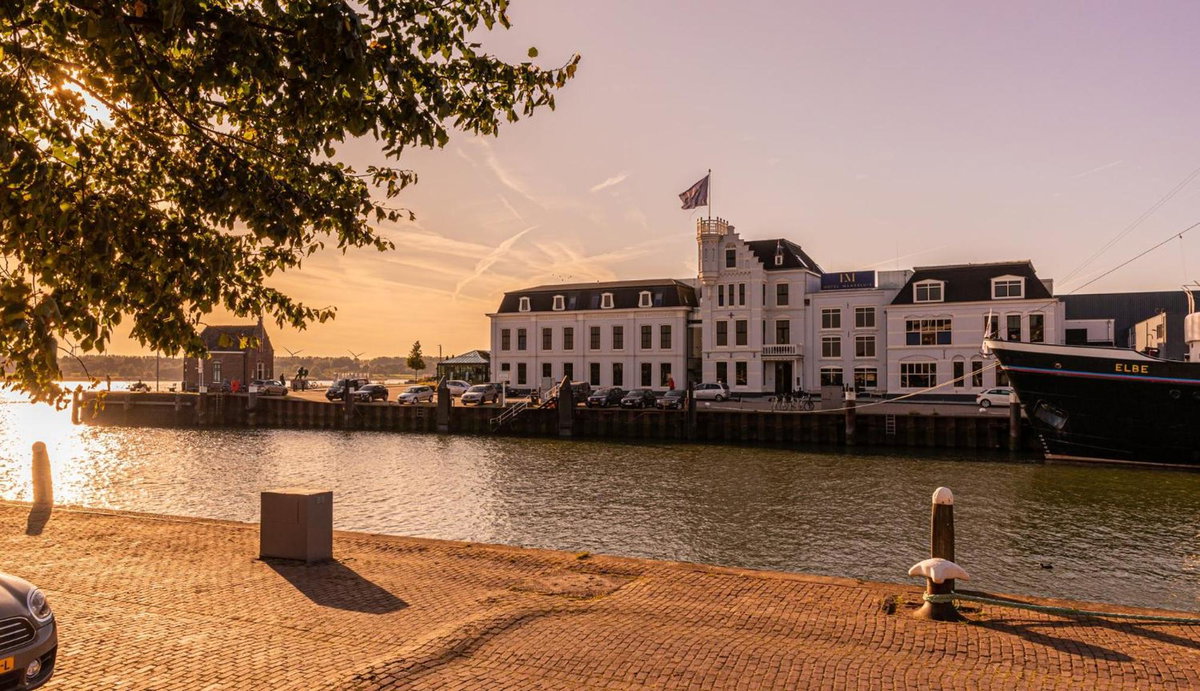Hotel · Hotel Maassluis, Maassluis