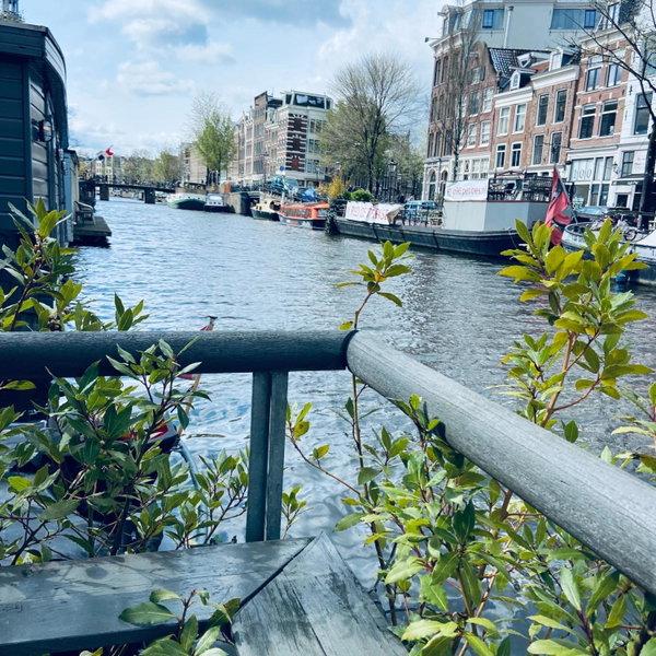 Houseboat Bonnie, Amsterdam, Нидерланды