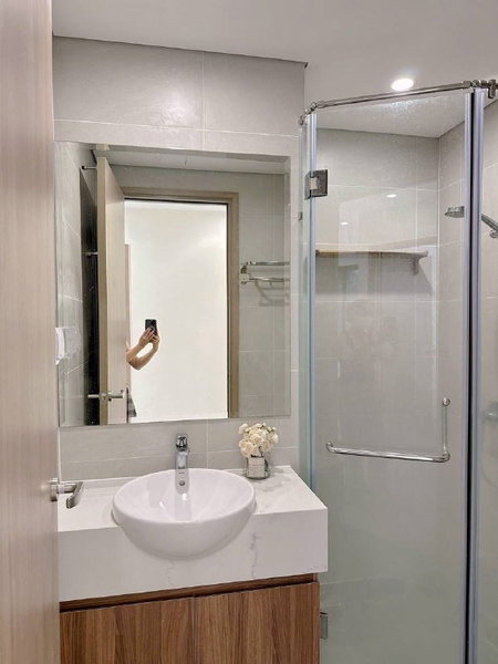 Apartment for rent in Thu Duc, Vietnam · Thu Duc - Vinhomes Grand Park · 1 room, 1 bath