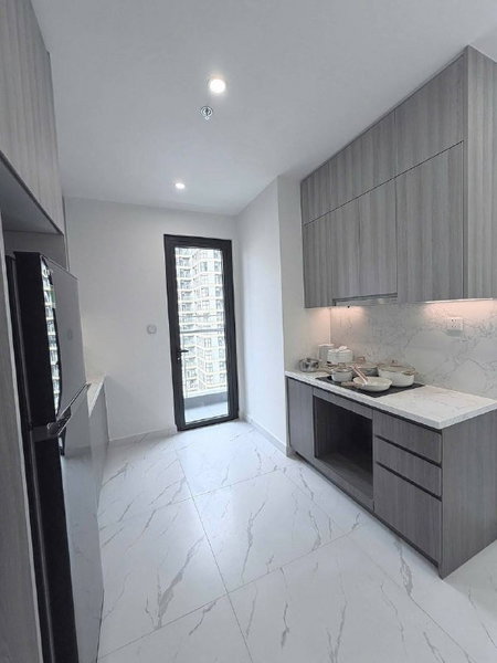 Apartment for rent in Ho Chi Minh, Vietnam · The Opus One · 2 rooms, 1 bath