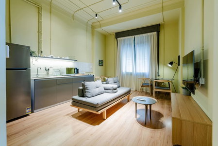 grey l studio apartments Downtown Alexandria Menasce House, Alexandria, Egipto