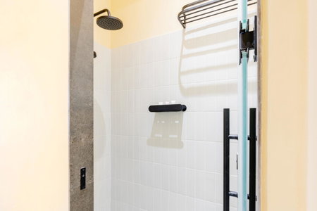 grey l studio apartments Downtown Alexandria Menasce House, Alexandria, Egipto