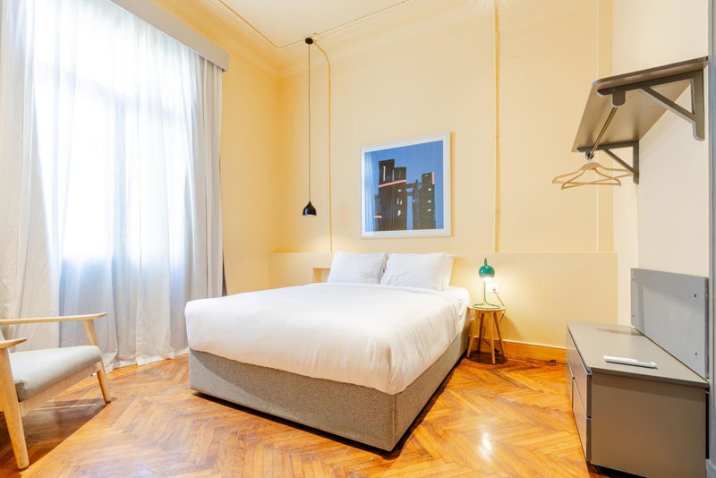 grey l studio apartments Downtown Alexandria Menasce House, Alexandria, Egipto