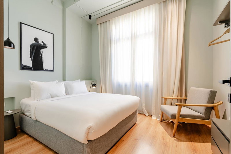 grey l studio apartments Downtown Alexandria Menasce House, Alexandria, Egipto