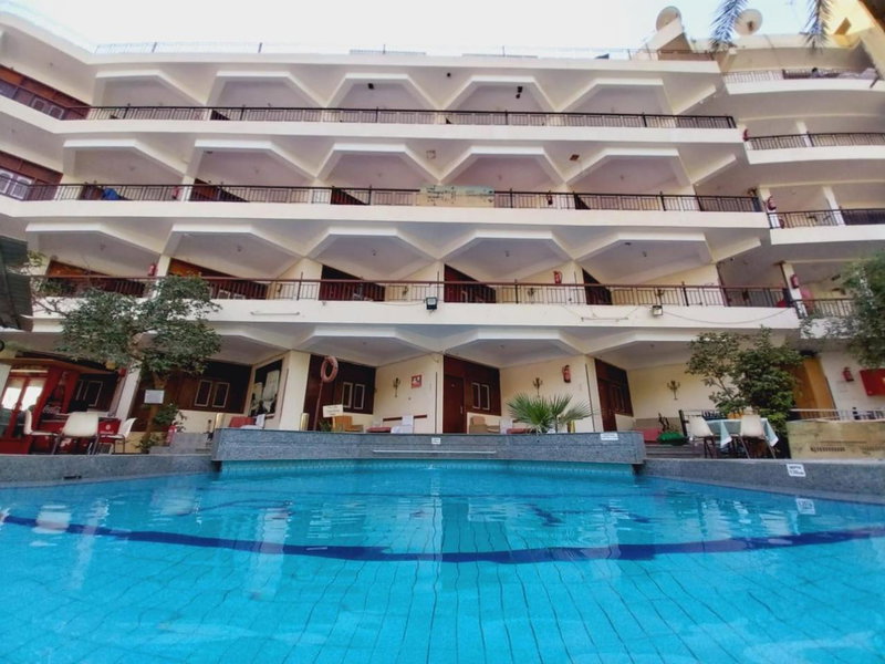 Rezeiky Hotel & Camp 您在盧克索的第二個家, Luxor, Egipto
