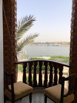 Nile Castle, Luxor, Egipto