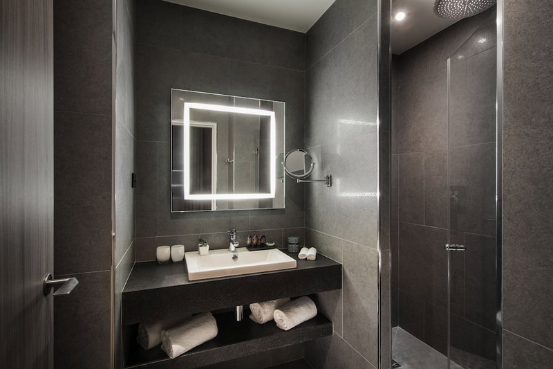 Hôtel Opéra Liège, Clichy, France