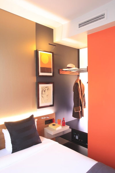Fred'Hotel, Montrouge, Francia