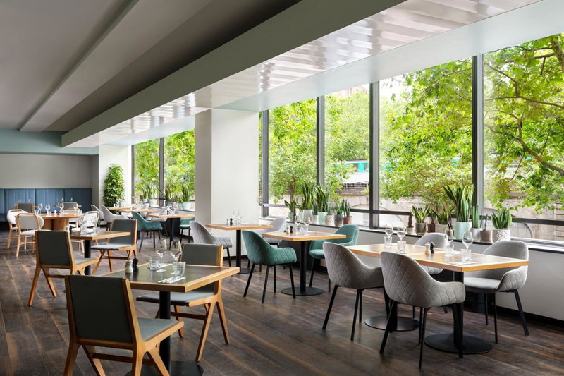 Paris Marriott Rive Gauche Hotel & Conference Center, Gentilly, France
