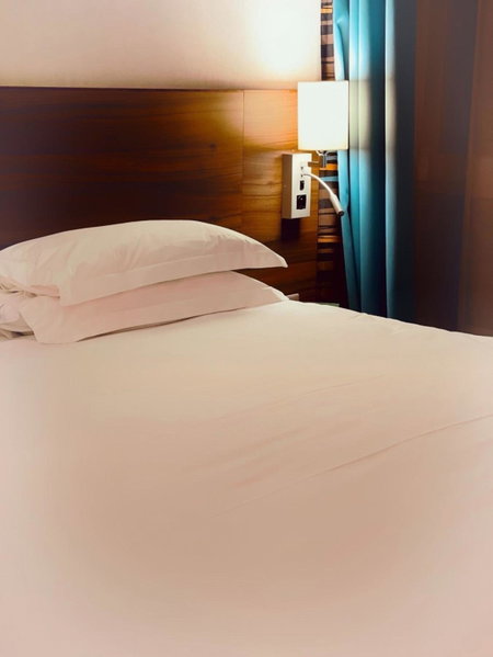 Holiday Inn Paris Montmartre by IHG, Saint-Ouen, Франция