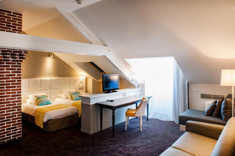 Grand Hotel Gallia & Londres, Lourdes, France