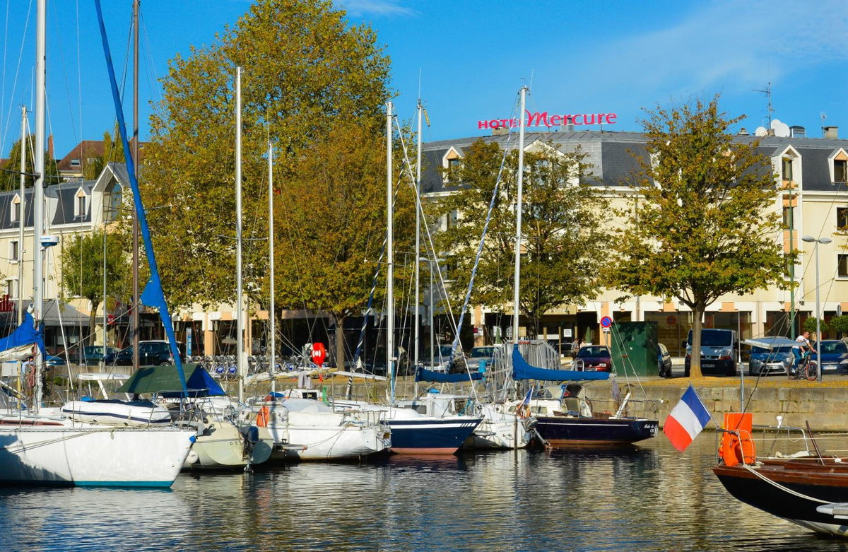 Отель · Mercure Caen Centre Port De Plaisance, Caen