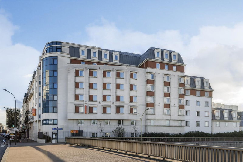 Aparthotel Adagio Access Paris Porte De Charenton, Charenton-le-Pont, France