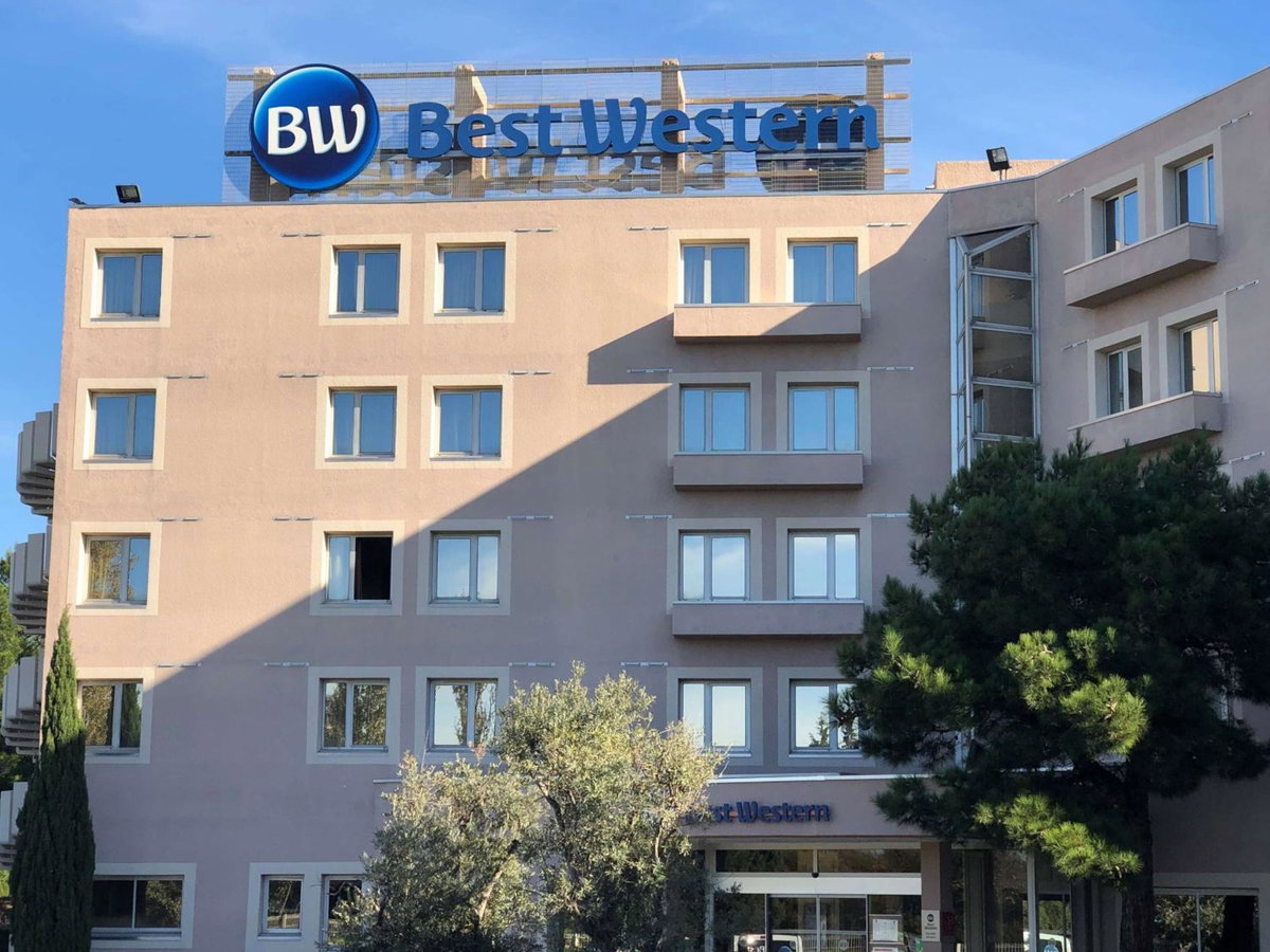 Hotel · Best Western Marseille Aeroport, Vitrolles
