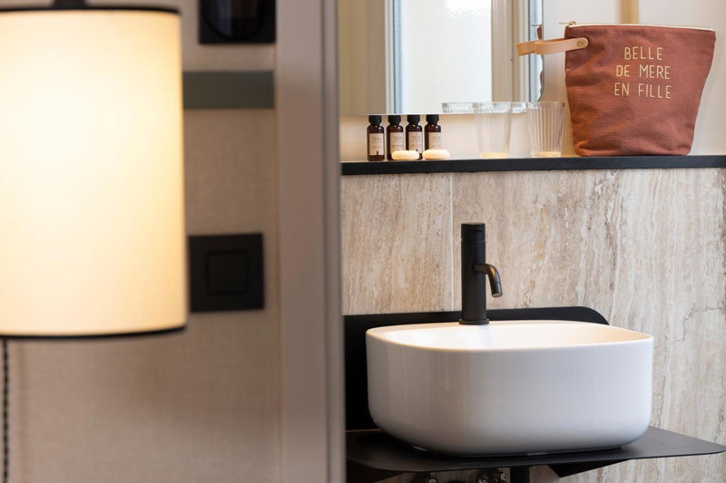 Hôtel Toujours & Spa, Neuilly-sur-Seine, Francia
