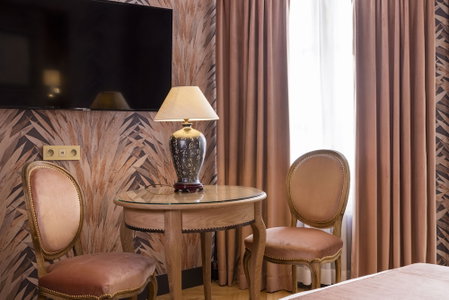 Hotel Pas De Calais, Paris, France