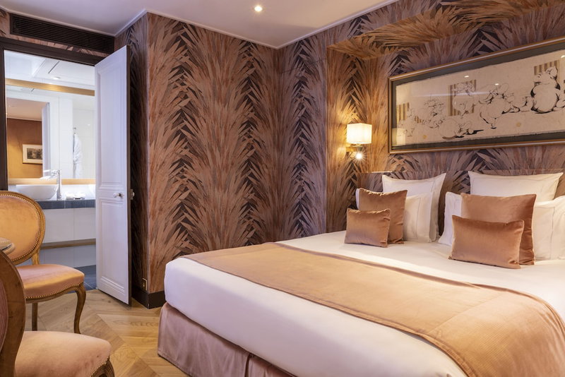 Hotel Pas De Calais, Paris, France